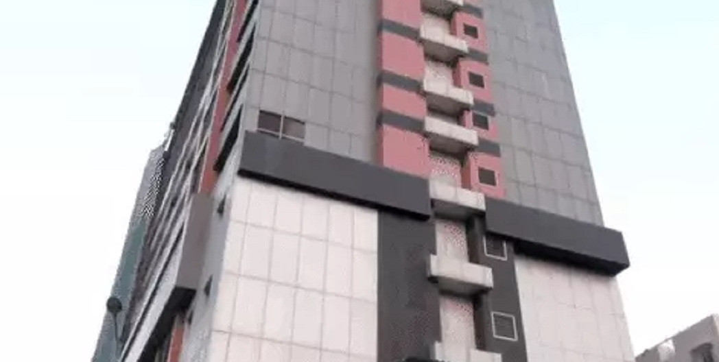मुम्बईमा ६ तले भवनमा आगो लाग्दा ६ जनाको मृत्यु