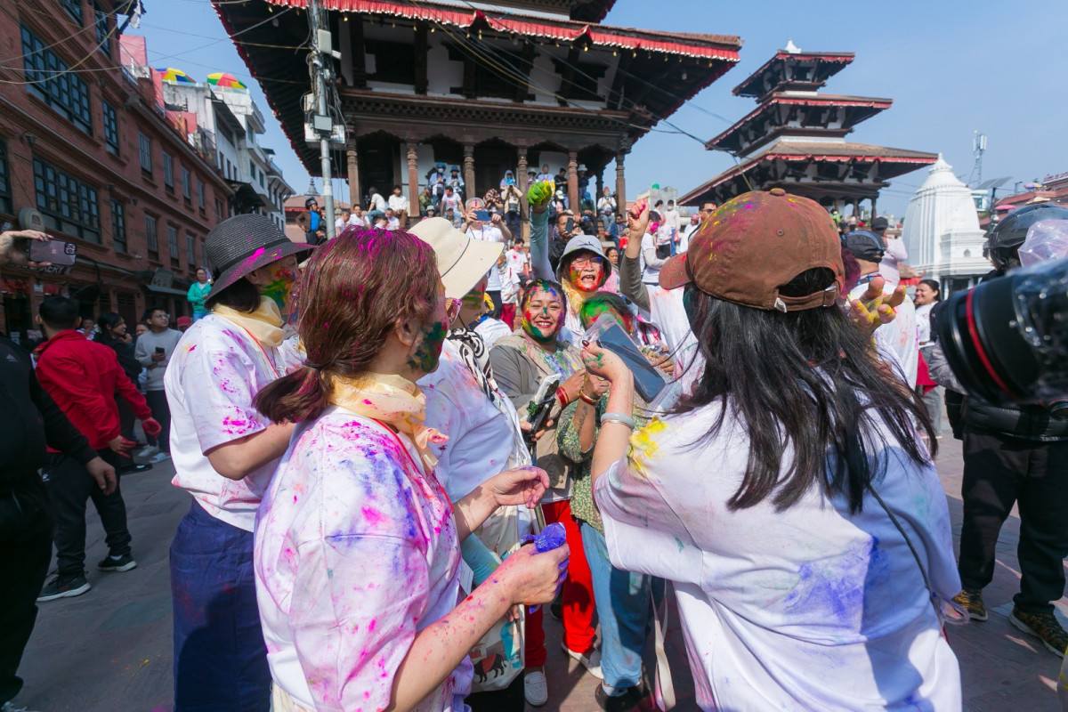 holi_basantpur_3.jpg