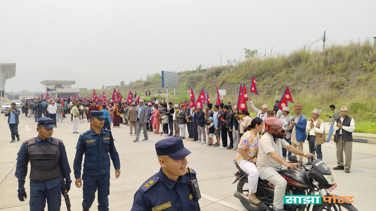 gyanendra_1 copy.jpg