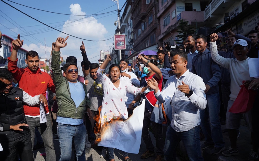'अखण्ड भारत' नक्साको विरोधमा प्रदर्शन 