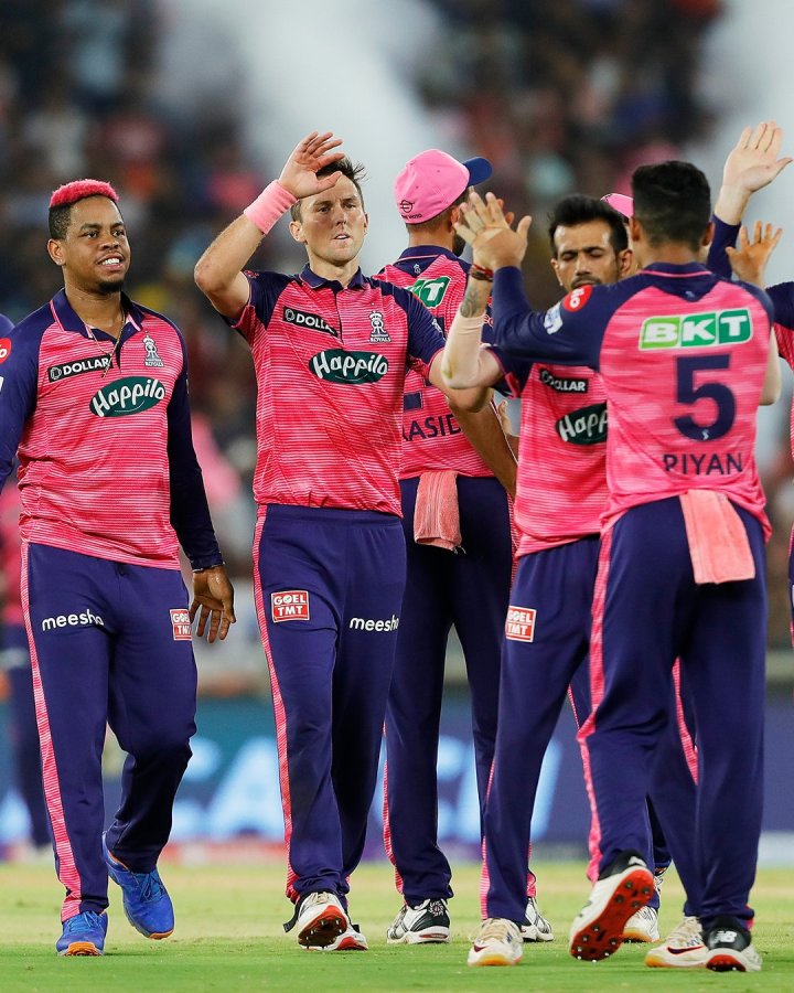 आईपीएलको उपाधि गुजरात टाईटन्सले जित्यो , फाईनलमा राजस्थान सात विकेटले पराजित