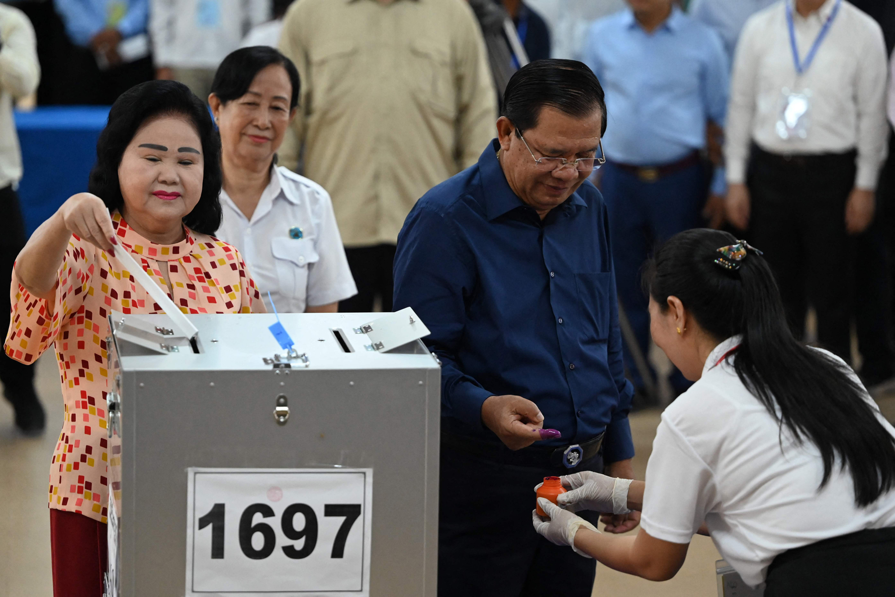कम्बोडियामा निर्वाचन जारी, हुन सेन दोहोरिने प्रक्षेपण